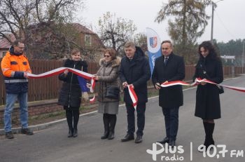 Zakończyła się budowa drogi Antoniówka - Groszowice - Piotrowice