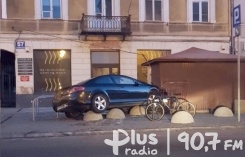 Wjechał w kiosk - został ukarany