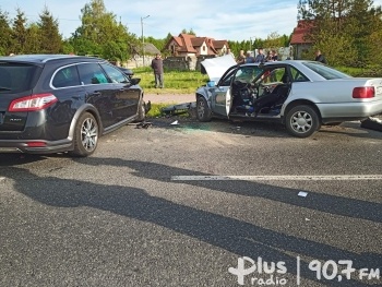 [AKTUALIZACJA] Wypadek w Kacprowicach. Nie żyje jeden z kierowców