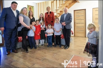 Pierwsza Dama odwiedziła Rodzinny Dom Dziecka w Jaszowicach Kolonii