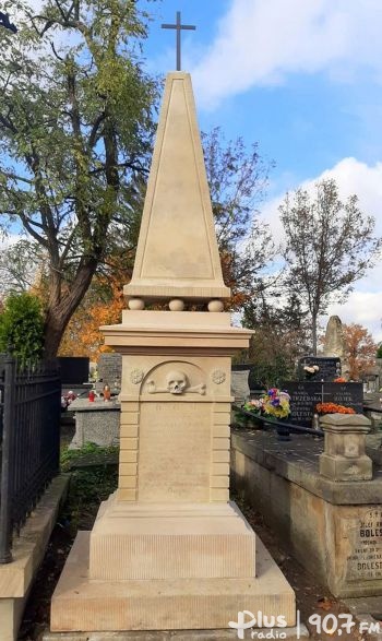 Udało się odnowić kolejne dwa zabytkowe nagrobki na cmentarzu przy ul. Limanowskiego